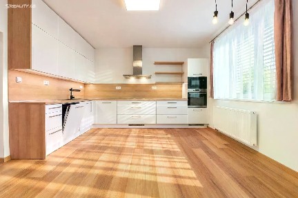 Pronájem rodinného domu 150 m², pozemek 300 m²