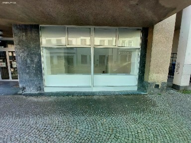 Pronájem obchodního prostoru 28 m²