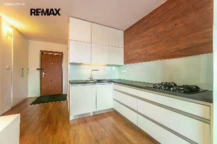 Pronájem bytu 2+kk 46 m²