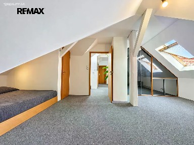 Pronájem bytu 2+kk 65 m²