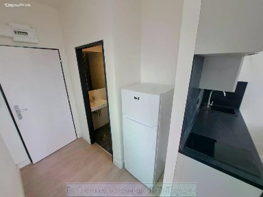 Pronájem bytu 1+kk 42 m²