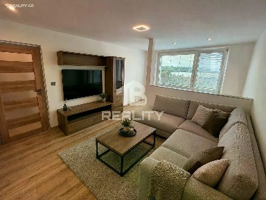 Pronájem bytu 1+1 39 m²