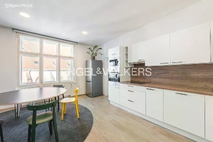 Pronájem bytu 3+kk 80 m²
