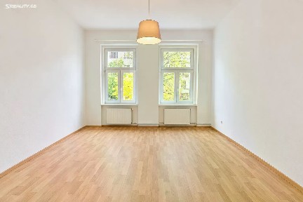 Korunovační, Praha - Bubeneč