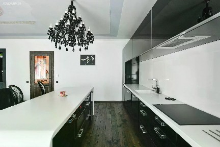 Pronájem bytu 3+kk 99 m²