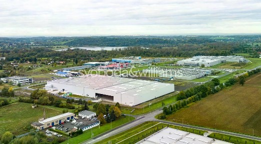 Pronájem výrobní haly, prostoru 10446 m²