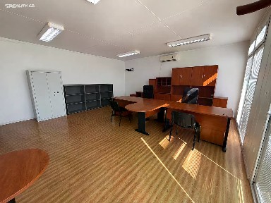 Pronájem kanceláře 64 m²