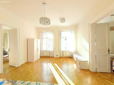 Pronájem bytu 4+kk 128 m²