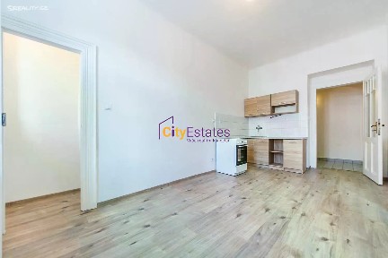 Pronájem bytu 1+1 40 m²