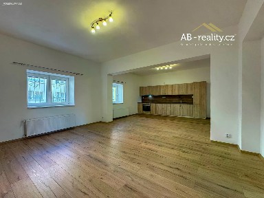 Pronájem bytu 2+1 70 m²