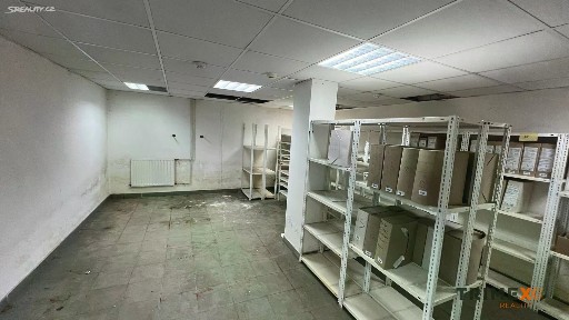 Pronájem skladového prostoru 79 m²
