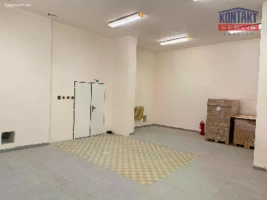 Pronájem skladového prostoru 65 m²