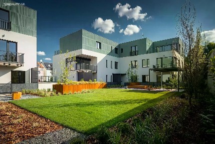 Pronájem bytu 3+kk 75 m²