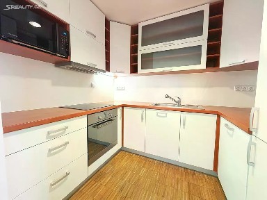 Pronájem bytu 3+kk 91 m²