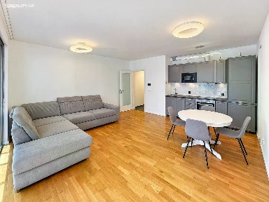 Pronájem bytu 2+kk 60 m²