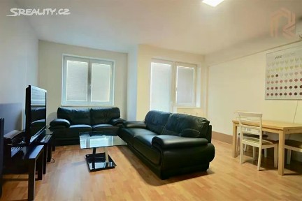 Pronájem bytu 2+kk 57 m²