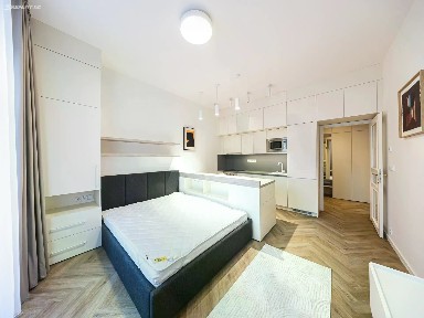 Pronájem bytu 1+kk 28 m²