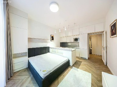 Pronájem bytu 1+kk 28 m²