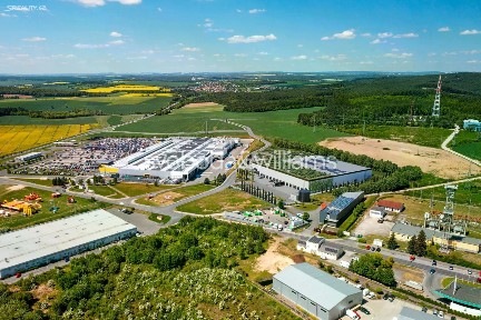Pronájem výrobní haly, prostoru 4061 m²