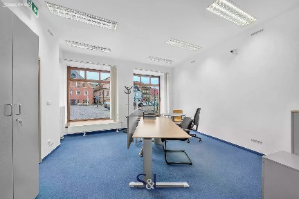 Pronájem obchodního prostoru 196 m²