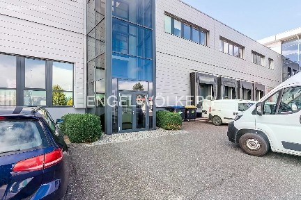Pronájem kanceláře 185 m²
