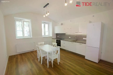 Pronájem bytu 2+kk 50 m²