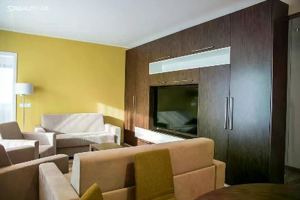 Pronájem bytu 4+kk 109 m²
