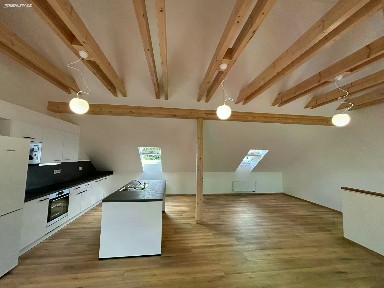 Pronájem bytu 3+kk 106 m²