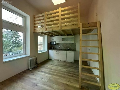 Pronájem bytu 1+kk 25 m²
