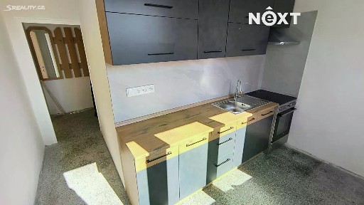 Pronájem bytu 1+1 35 m²
