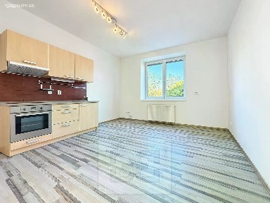 Pronájem bytu 2+kk 40 m²