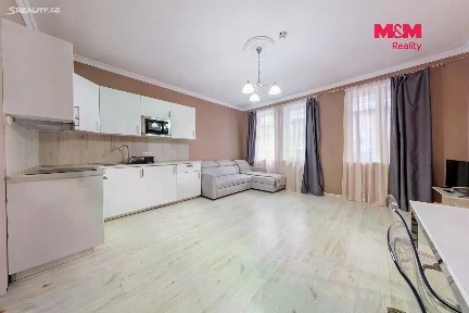 Pronájem bytu 3+kk 80 m²
