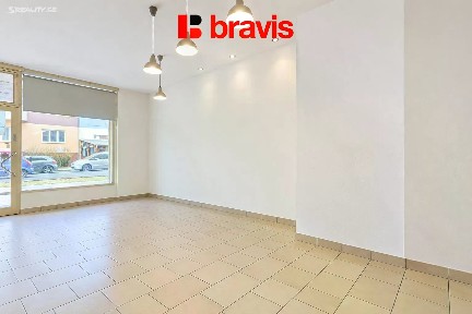 Pronájem obchodního prostoru 47 m²