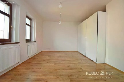 Pronájem bytu 2+kk 76 m²