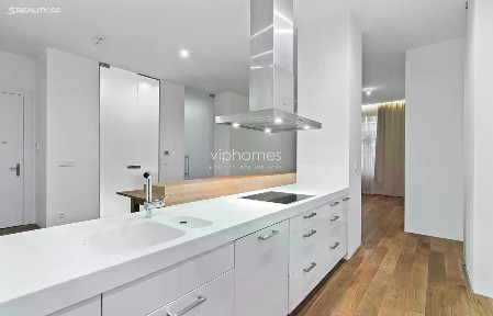 Pronájem bytu 3+kk 114 m²