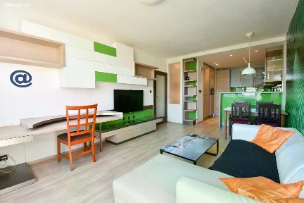 Pronájem bytu 3+kk 66 m²