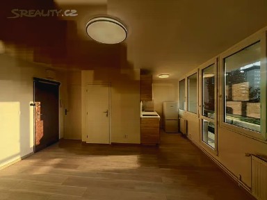 Pronájem bytu 1+kk 27 m²