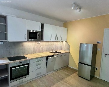 Pronájem bytu 1+kk 36 m²