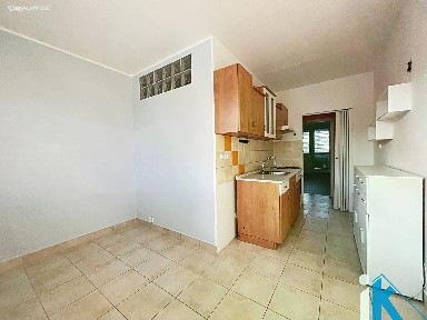 Pronájem bytu 1+1 38 m²