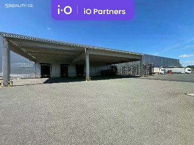 Pronájem skladového prostoru 2000 m²