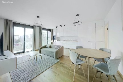 Pronájem bytu 3+kk 90 m²