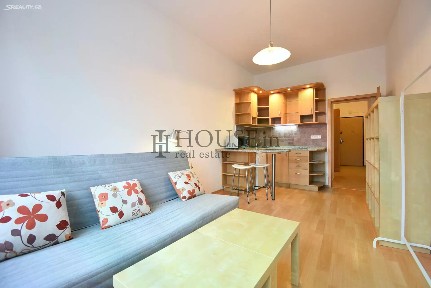 Pronájem bytu 1+kk 30 m²