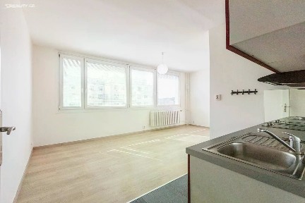 Pronájem bytu 1+kk 29 m²