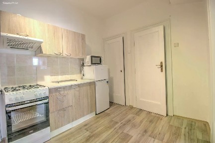 Pronájem bytu pokoje 18 m²