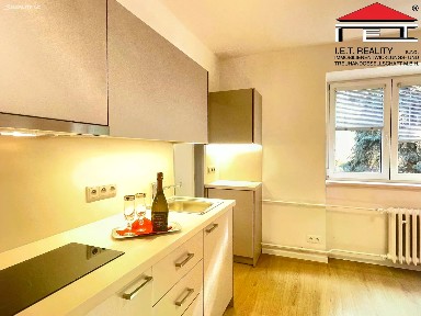 Pronájem bytu 2+kk 32 m²