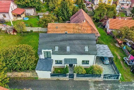 Na Malé obci, Žleby