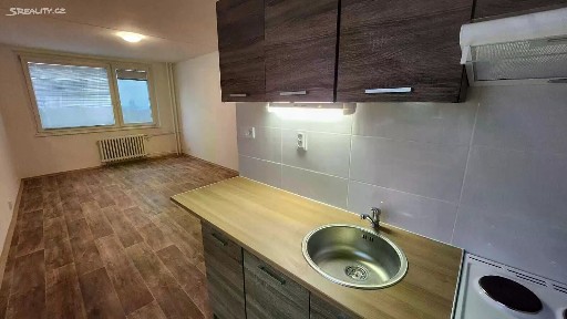 Pronájem bytu 2+kk 40 m²