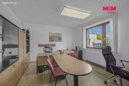 Pronájem výrobní haly, prostoru 145 m²