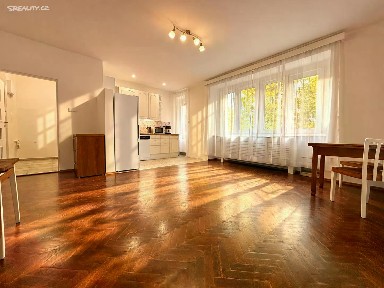 Pronájem bytu 1+kk 36 m²
