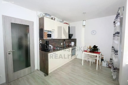 Pronájem bytu 1+kk 34 m²